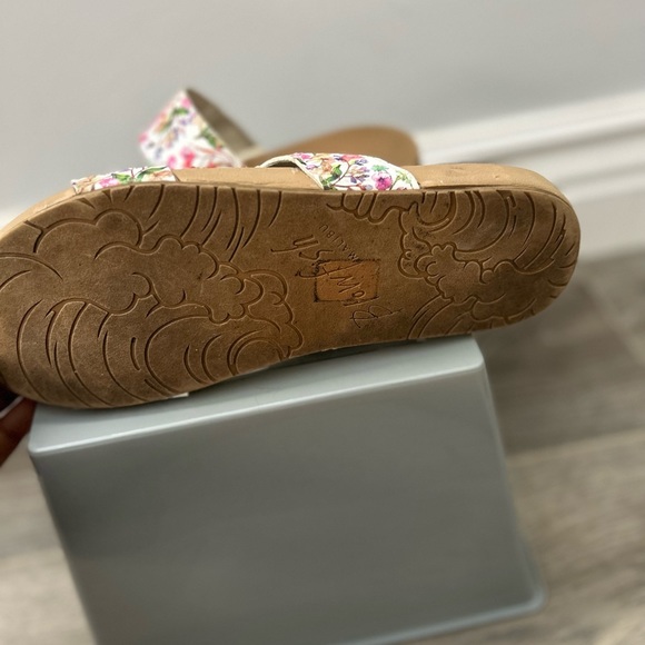 Floral Blowfish Malibu Sandals - Picture 5 of 6